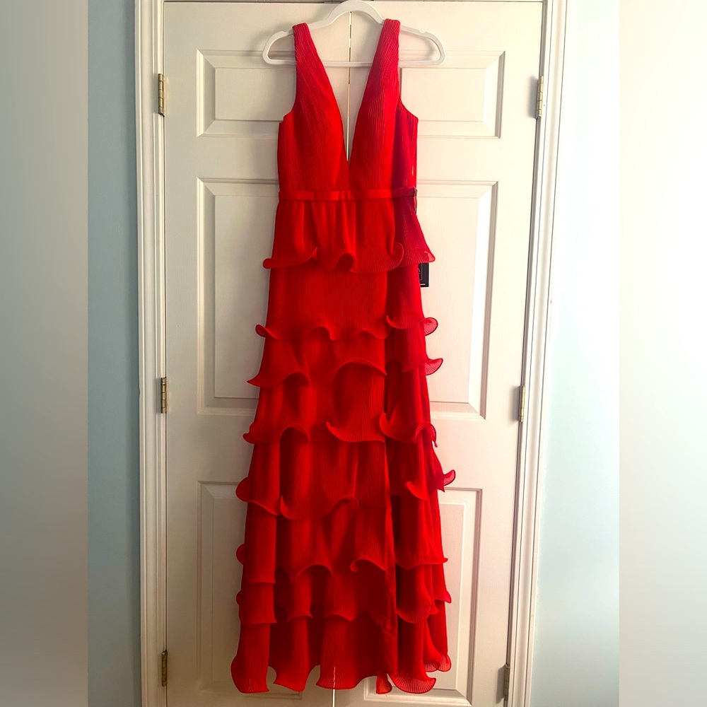 NWT Ieena by Mac Duggal Red Ruffle Evening Gown Size 6